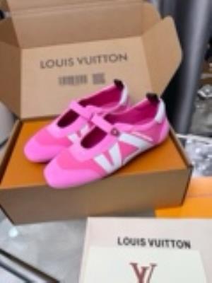 wholesale quality women louis vuitton sneakerina shoes model no. 556